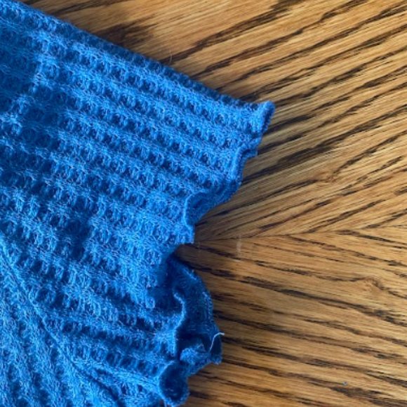 Blue Crop Top - Picture 3 of 5